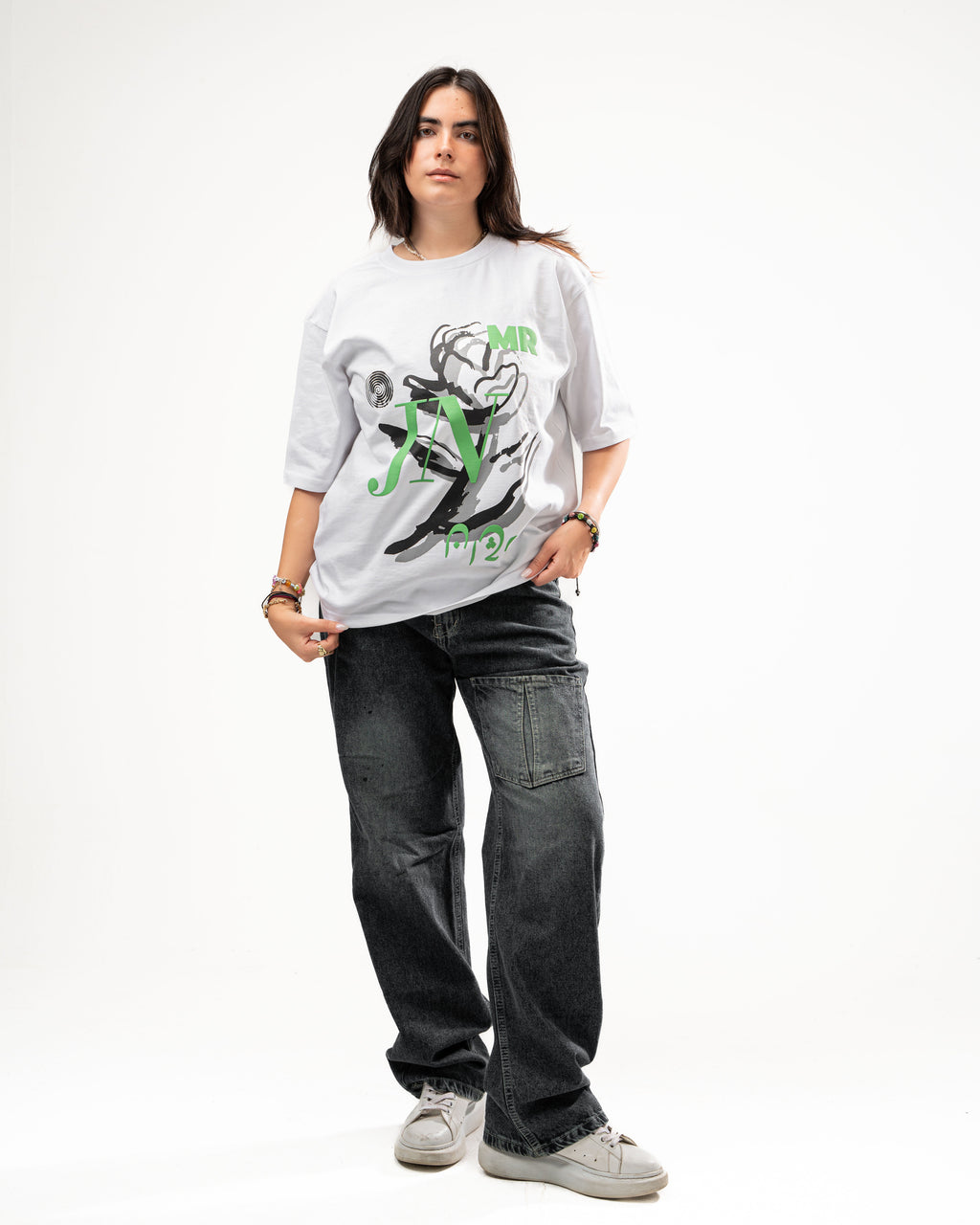 WHITE FLOWER T-SHIRT
